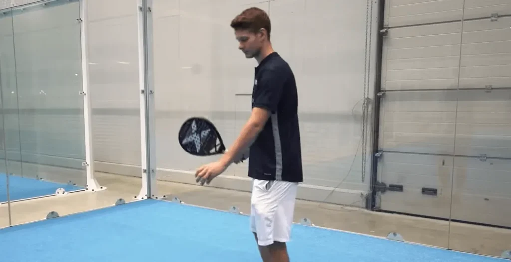 paddle tennis vs padel